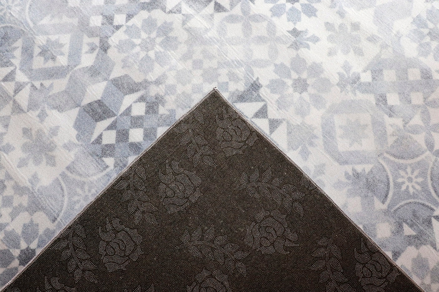 Majolica Rug